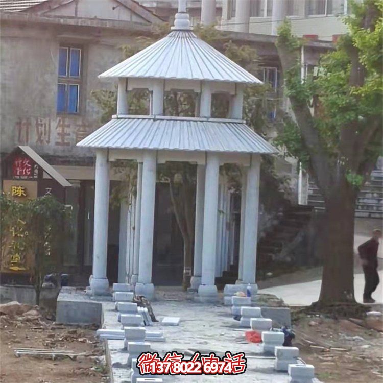 精美大理石雕刻二層涼亭，為農(nóng)村文化廣場(chǎng)添彩