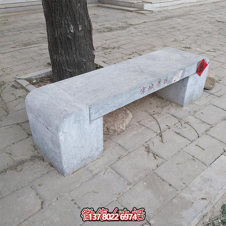 青石雕刻石凳，讓你盡情休閑