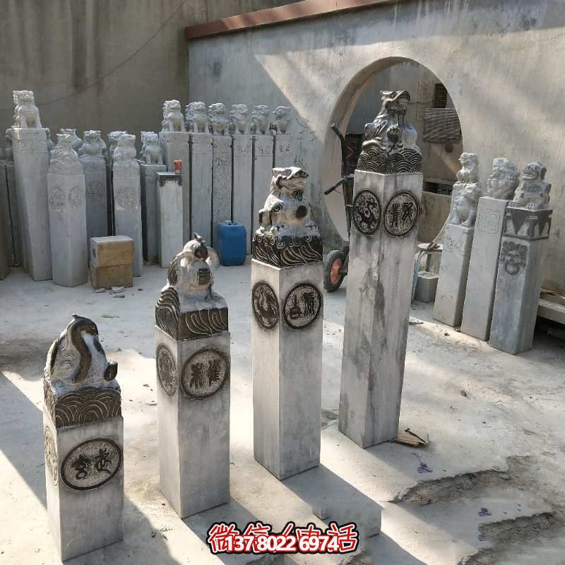 四神馬柱拴，融匯大理石精致雕塑，為園林景觀裝點(diǎn)增添濃濃韻味