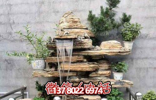 精致小型庭院，石假山流水雕塑擺放