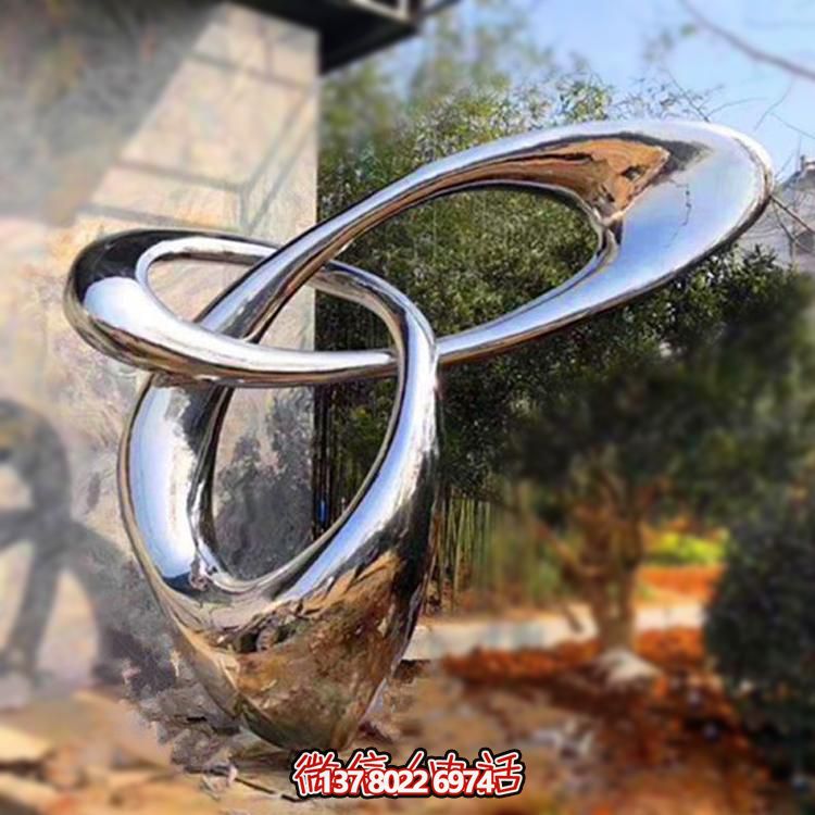 精致不銹鋼圓環(huán)擺件，提升園林景觀美感