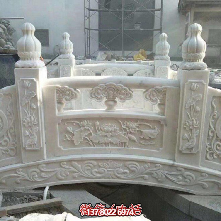 欣賞大理石雕塑的美景，玩轉(zhuǎn)庭院石拱橋