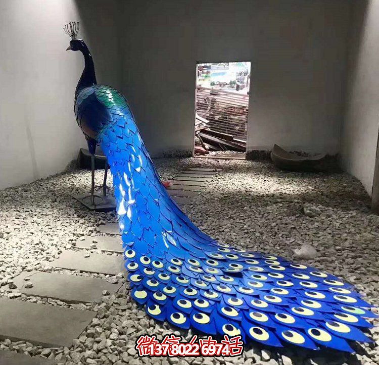 優(yōu)質(zhì)不銹鋼孔雀雕塑，為城市廣場添彩