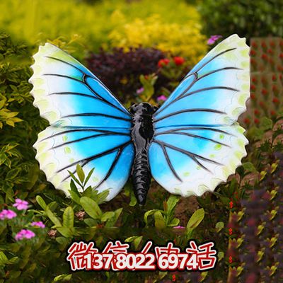 彩繪雕塑，點(diǎn)綴廣場(chǎng)，讓蝴蝶飛舞