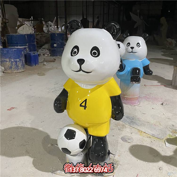 足球旅游景區(qū)，讓你玩轉(zhuǎn)卡通公仔和雕塑