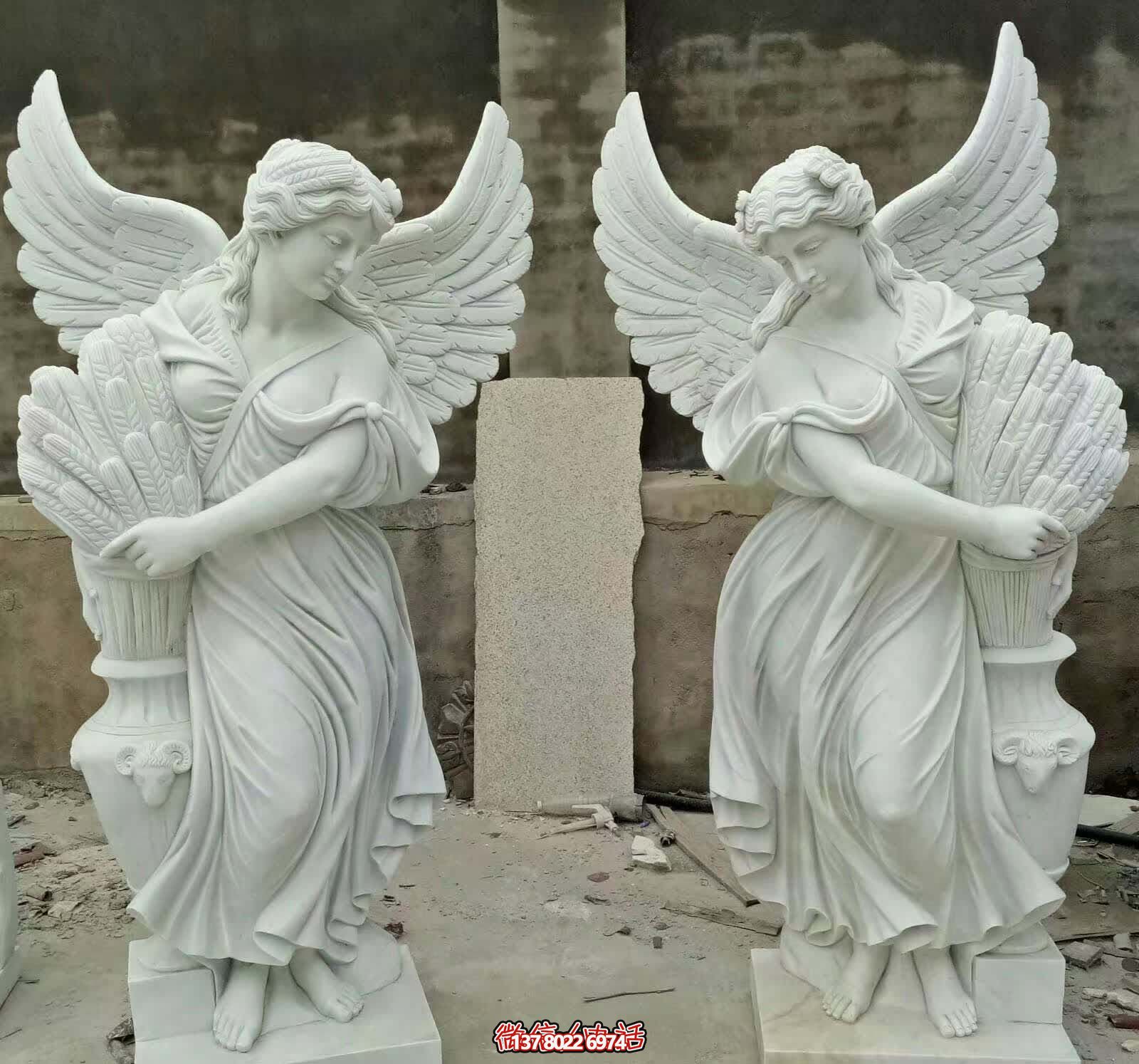 精雕細(xì)琢的白玉雕塑，點(diǎn)綴西方庭院別墅