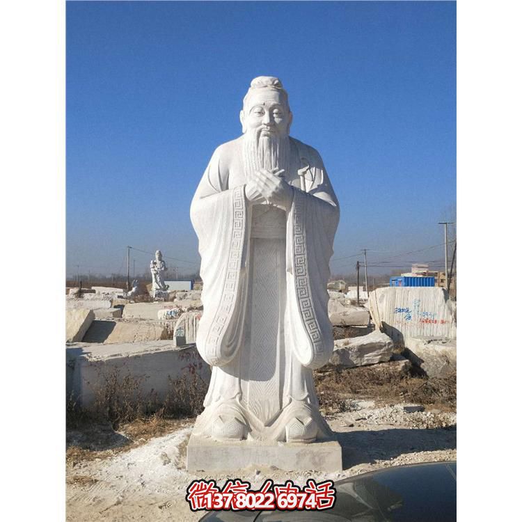 校園大理石雕像，傳承孔子思想