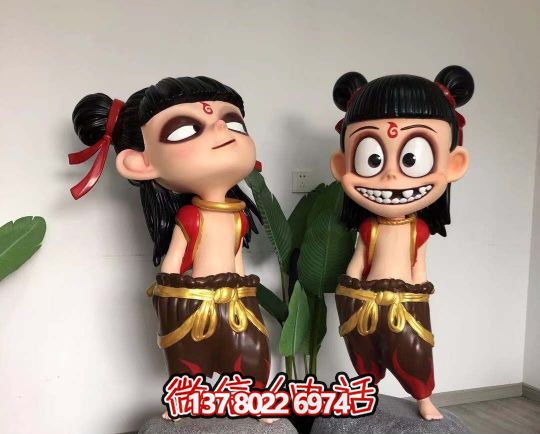 玻璃鋼哪吒雕塑精美彩繪，給景區(qū)園林增色不少