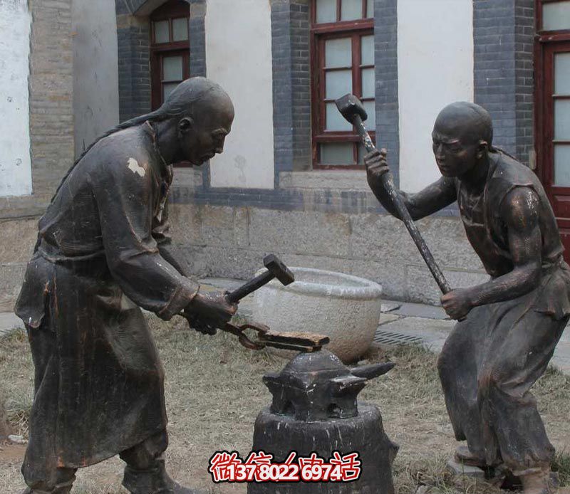 古人鑄造青銅雕塑，景觀美化擺放