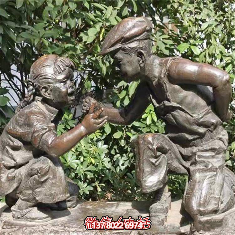 鑄銅裝飾擺件，雕塑人物表現(xiàn)民俗童趣