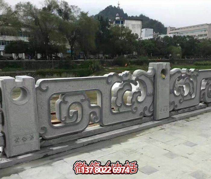 復古鏤空花紋欄桿，防護河道街邊青石
