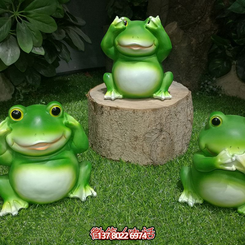 海邊玻璃鋼青蛙雕塑，個(gè)性十足