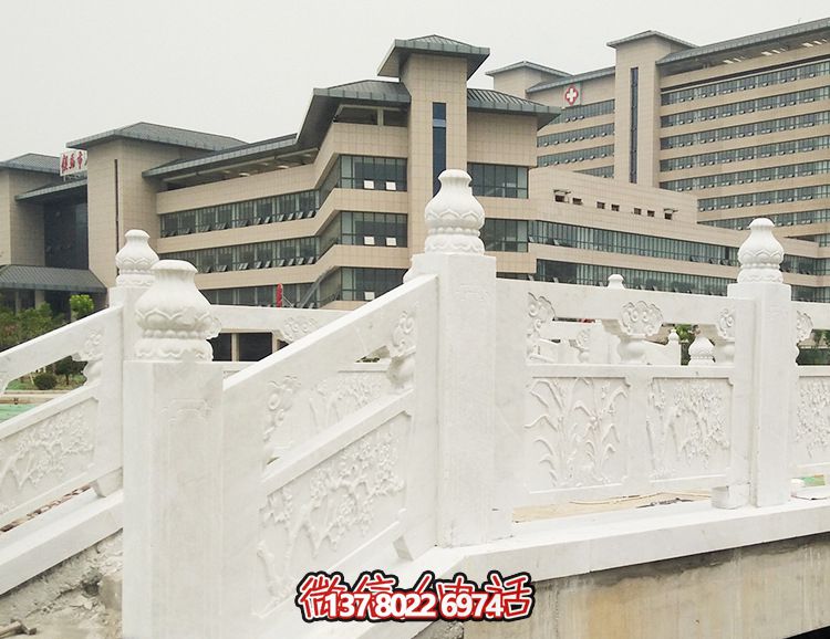 結合現代醫(yī)療技術的精美漢白玉石拱橋浮雕鏤空雕