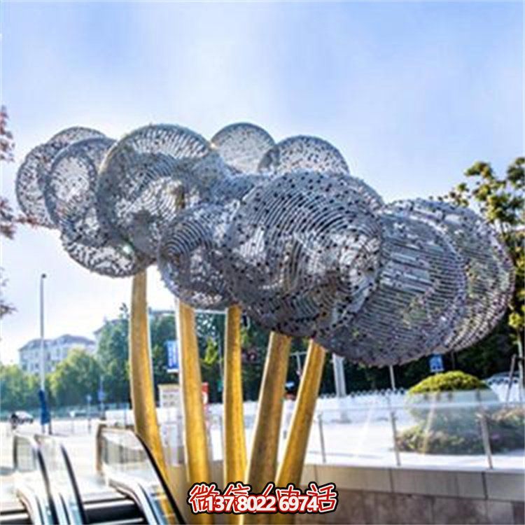 不銹鋼雕塑，點(diǎn)綴城市地標(biāo)，為建筑、園林、廣場(chǎng)、景觀增添獨(dú)特魅力