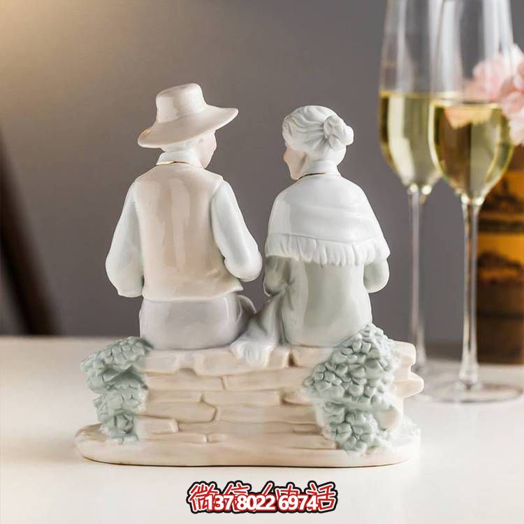 玻璃鋼雕塑人物裝飾，為室內(nèi)臥室?guī)砻篮梅諊? title=