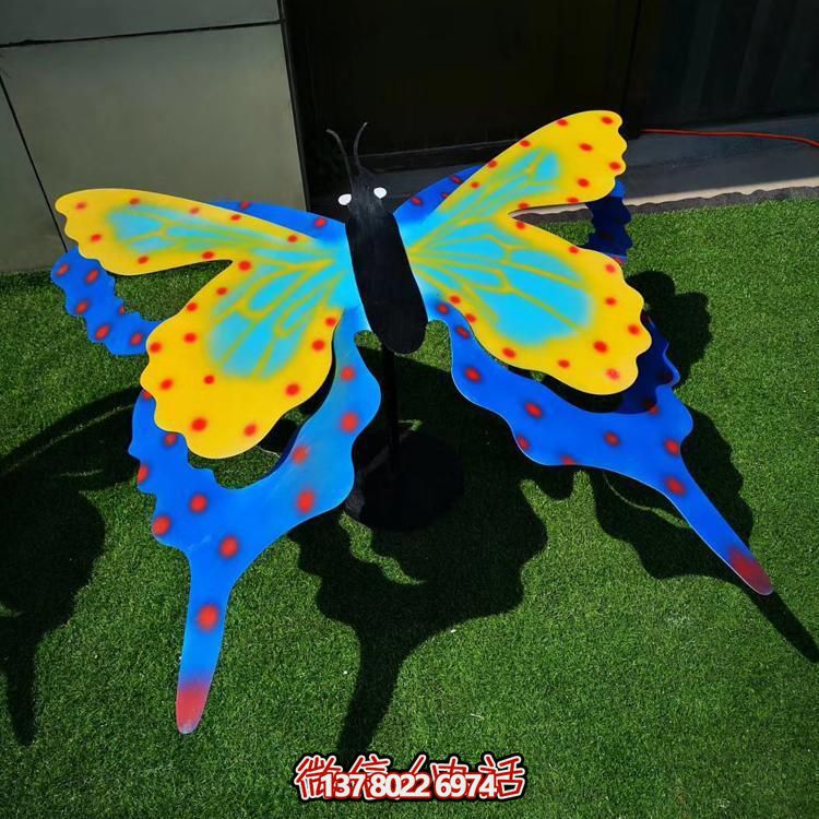彩繪玻璃鋼蝴蝶雕塑，精美戶外園林裝飾