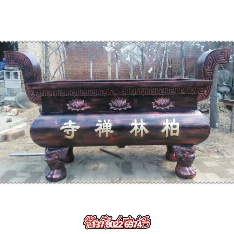 玻璃鋼大型香爐雕塑，點(diǎn)綴露天景區(qū)