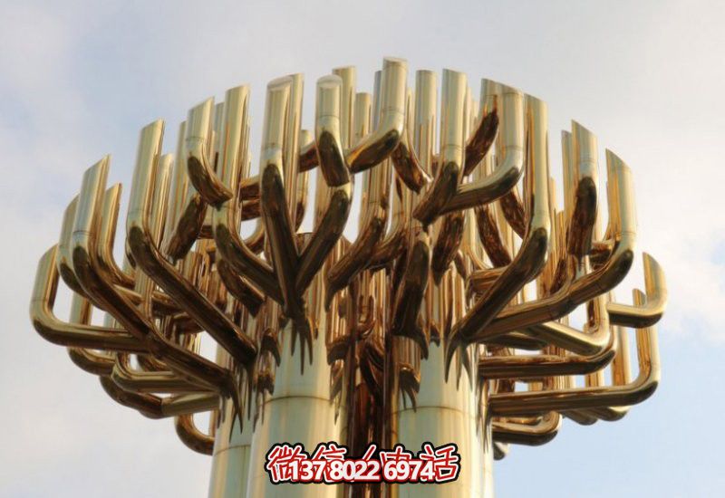 不銹鋼大樹雕塑，金色噴涂