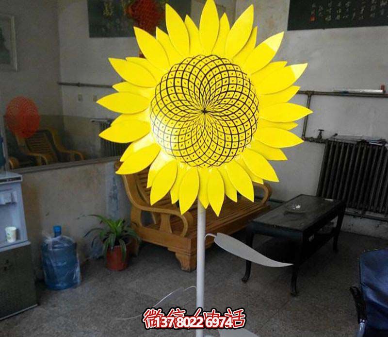 不銹鋼游樂園草坪擺放雕塑，向日葵裝飾