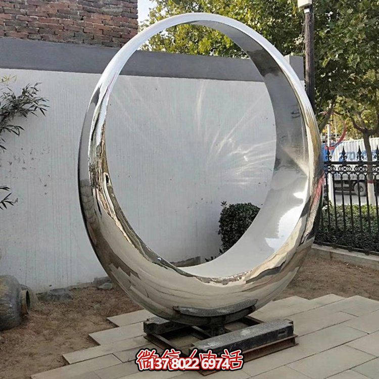 高級不銹鋼圓環(huán)雕塑，構筑優(yōu)雅園林景觀