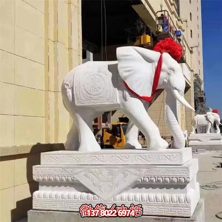漢白玉石象雕塑，定制財(cái)神招風(fēng)水神