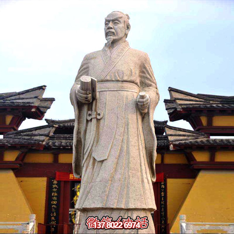 廣場學?；▓@砂巖石戰(zhàn)國時期思想家孟子雕塑像