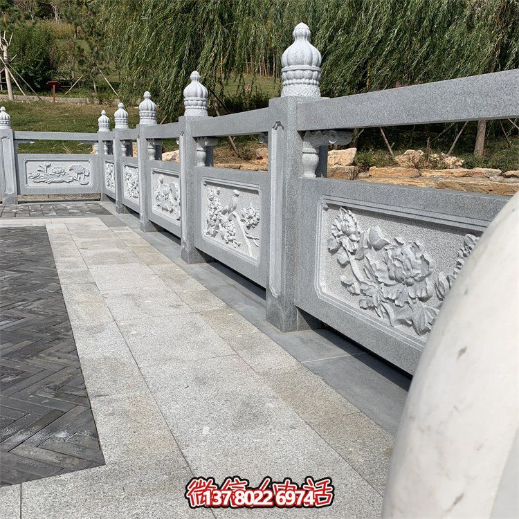 石雕欄桿，菊花紋石欄板