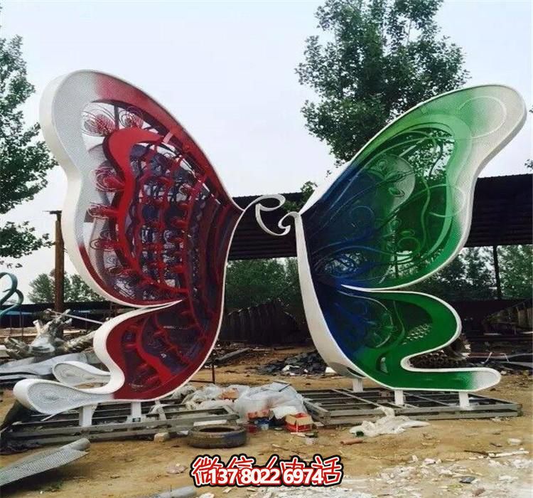 卡通玻璃鋼農(nóng)場(chǎng)蝴蝶雕塑 卡通玻璃鋼農(nóng)場(chǎng)蝴蝶雕塑