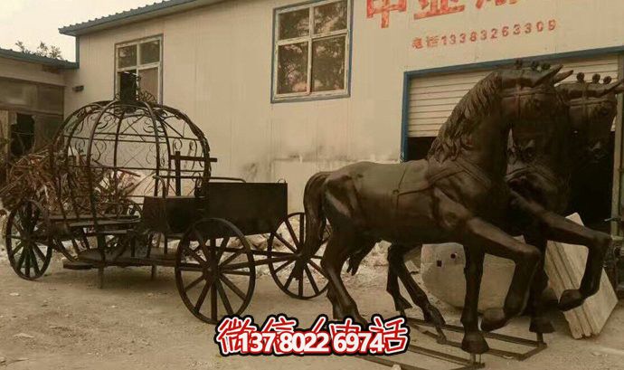 購物商場(chǎng)擺放黑色鑄造青銅馬車雕塑 購物商場(chǎng)擺放黑色鑄造青銅馬車雕塑